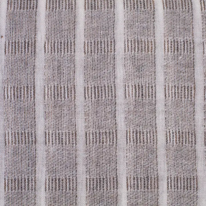 Light Pattern Wool Scarf